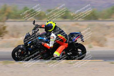 media/Oct-01-2023-SoCal Trackdays (Sun) [[4c570cc352]]/Turn 15 Inside (140pm)/